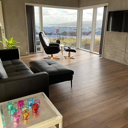 Modern Apartment With City & Oceanside View Tórshavn Exteriér fotografie