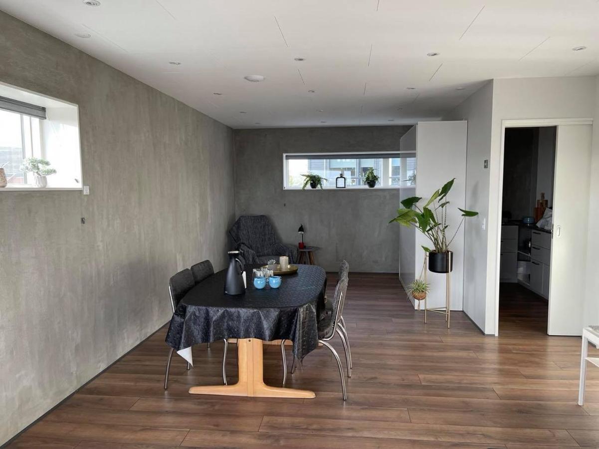 Modern Apartment With City & Oceanside View Tórshavn Exteriér fotografie